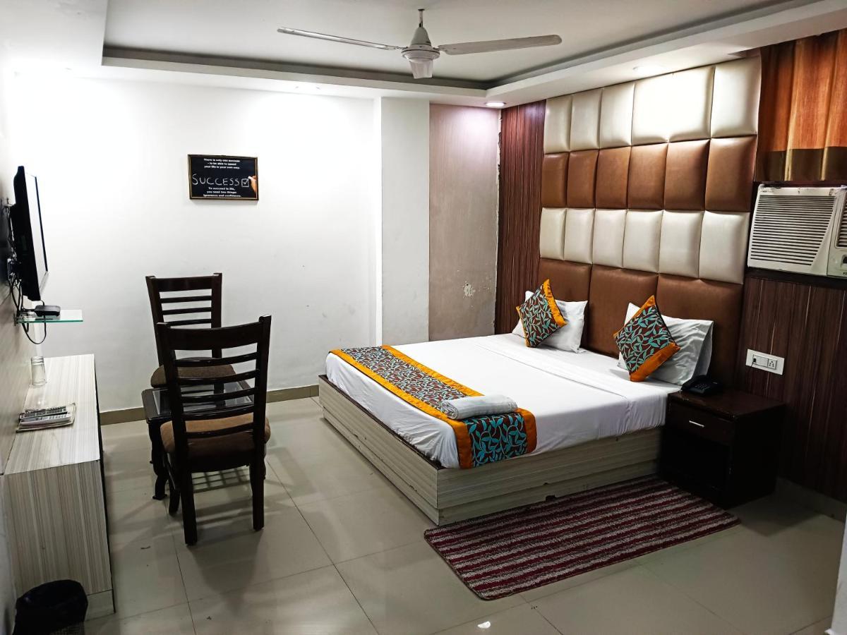 Hotel Krone Near Igi Airport Delhi Νέο Δελχί Εξωτερικό φωτογραφία